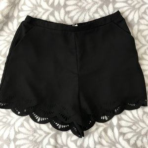 High waisted Scalloped Shorts